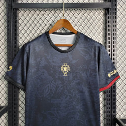 Camisa Portugal Edição Especial GOAT 2023/24 Nike Torcedor Masculina