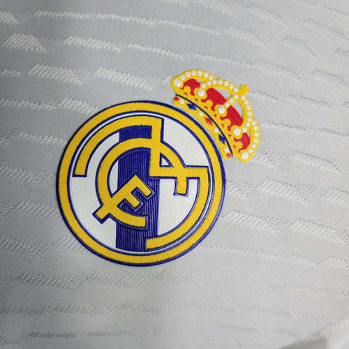 Camisa Real Madrid Home 2023/24 Adidas Jogador Manga Longa Masculina + Pachs Champions League